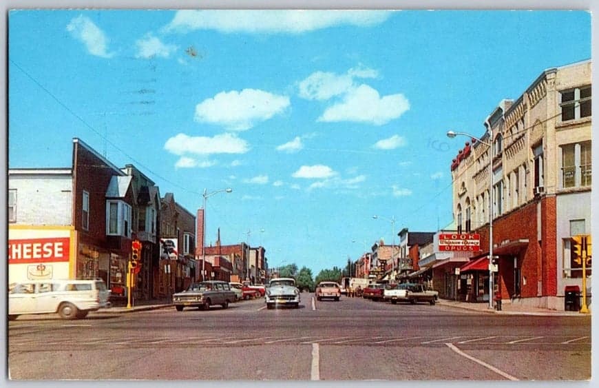 Kaukauna Street View Wisconsin 1970s Vehicles Postcard