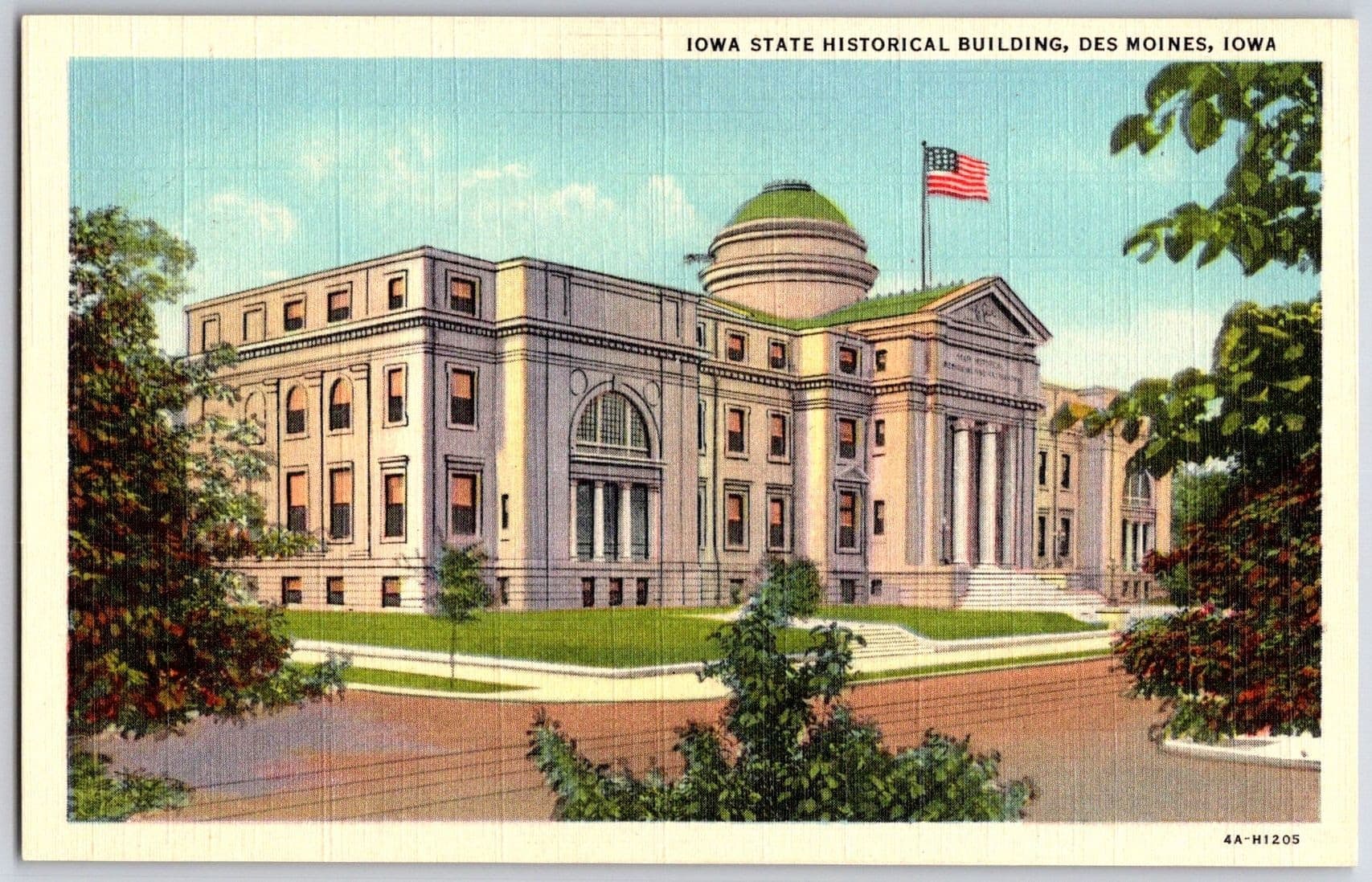 Des Moines Iowa IA OLA BABCOCK MILLER BUILDING Beaux Arts Linen Postcard