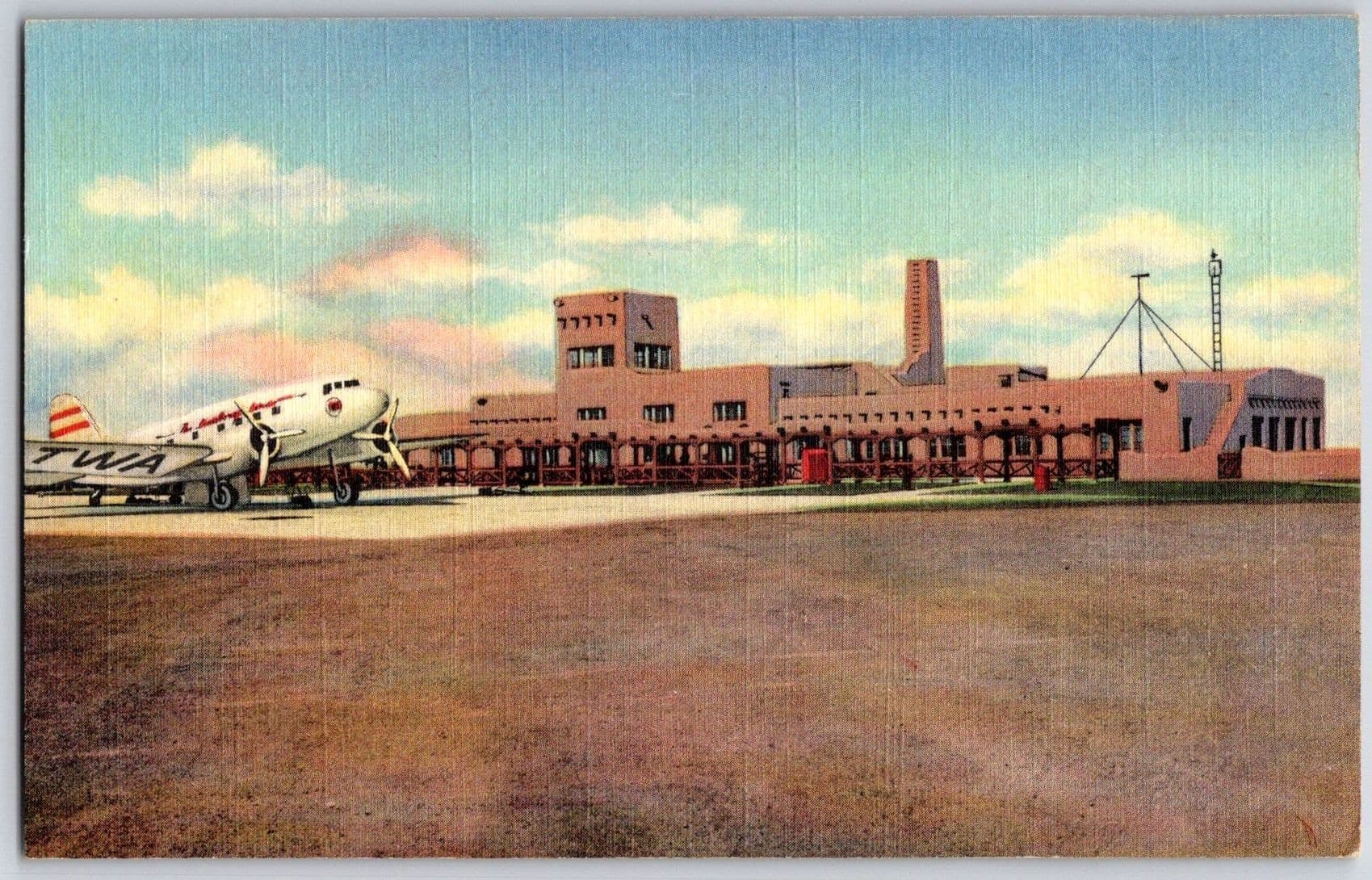 ALBUQUERQUE MUNICIPAL AIRPORT TWA Administration Building NM Linen Postcard