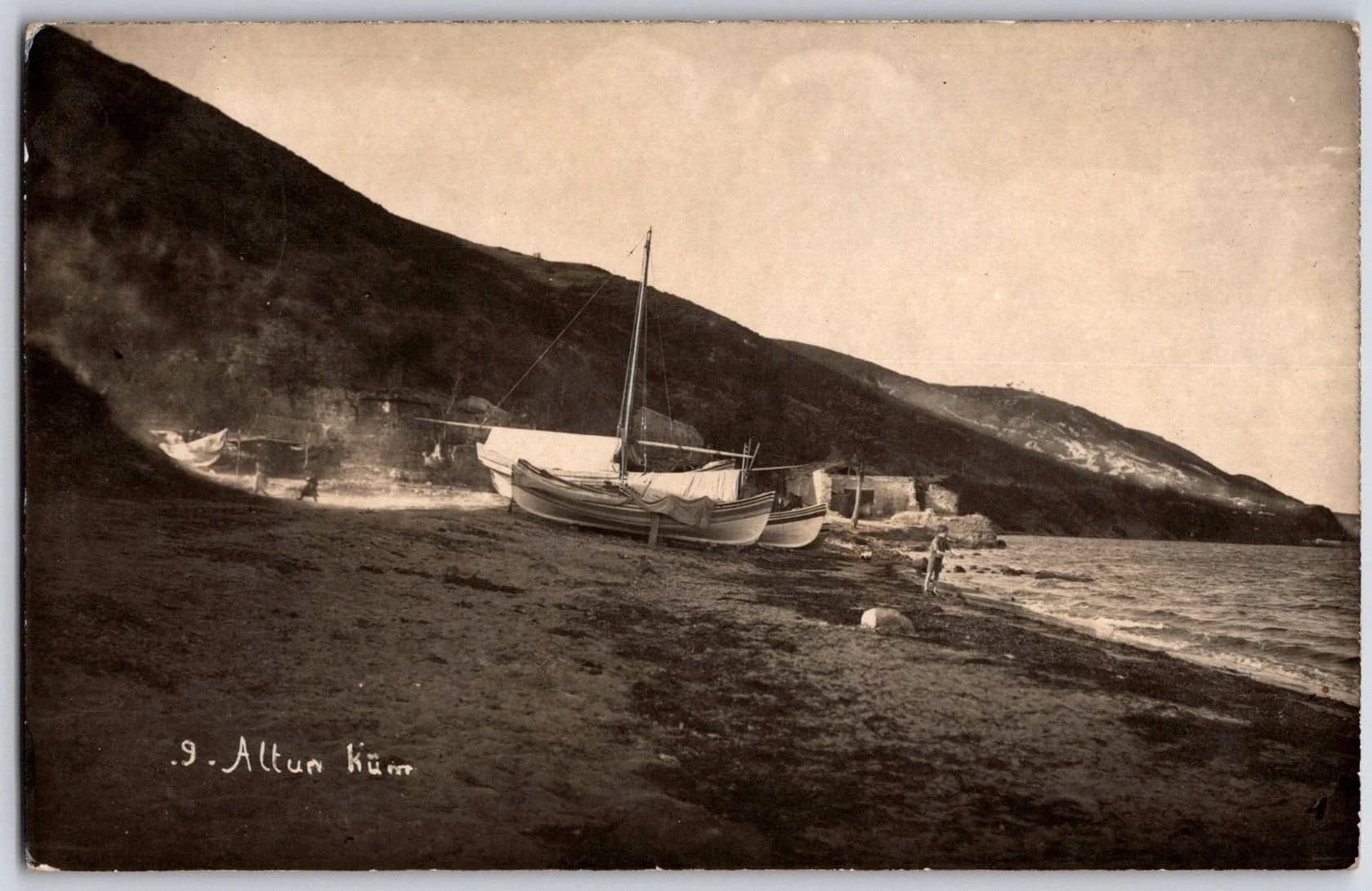 Altun Kum Beach Rumeli Kavagi Istanbul Turkey Fishing Boats RPPC Postcard